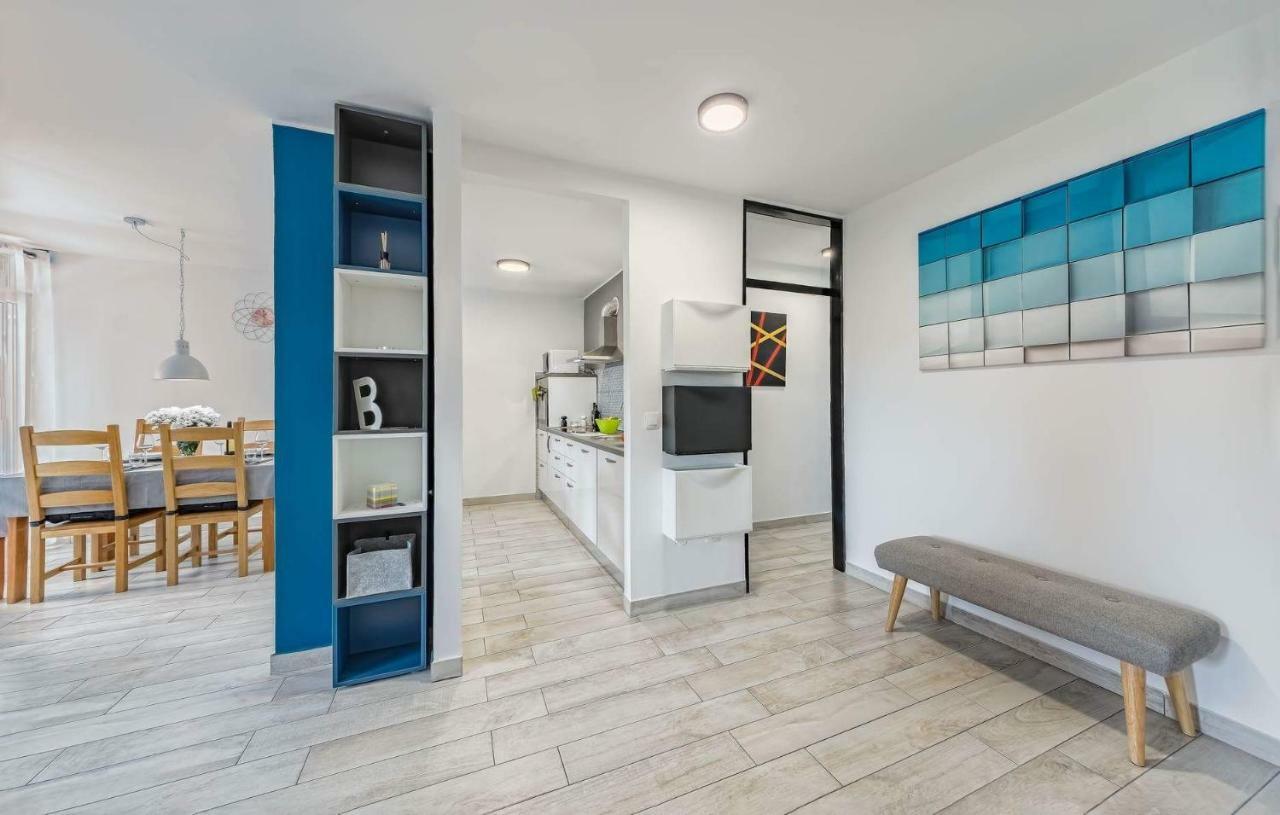 Apartment Rubix Пула Екстериор снимка